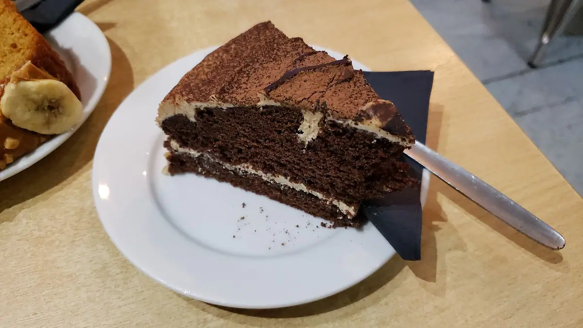 Cake & Bingsoo – cake shop in New Malden, London